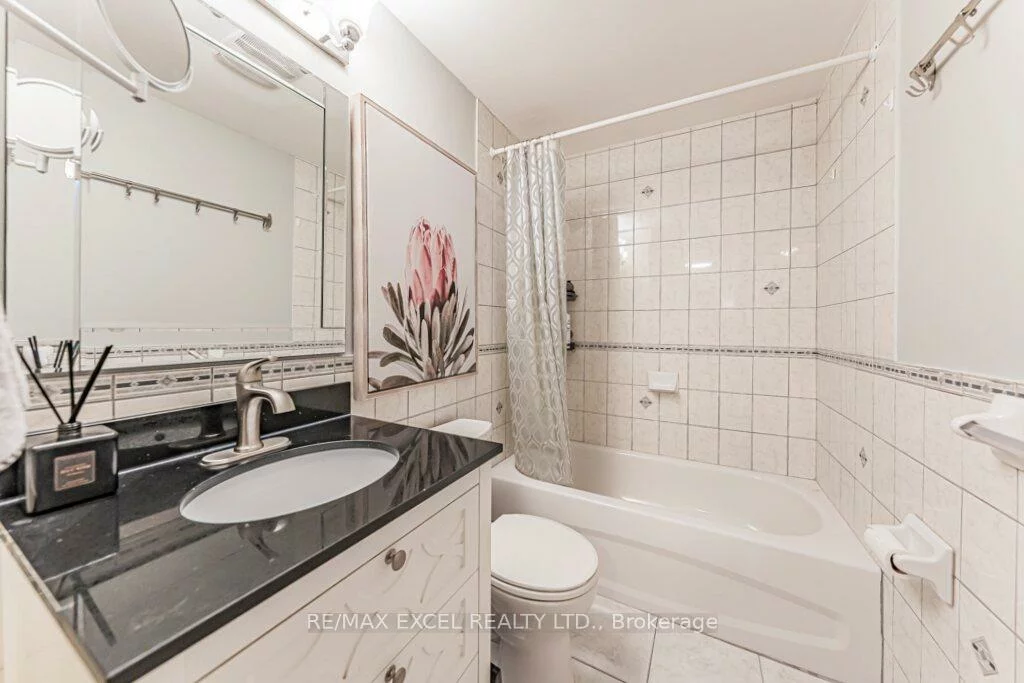 15, Knightsbridge, Markham Village, Markham