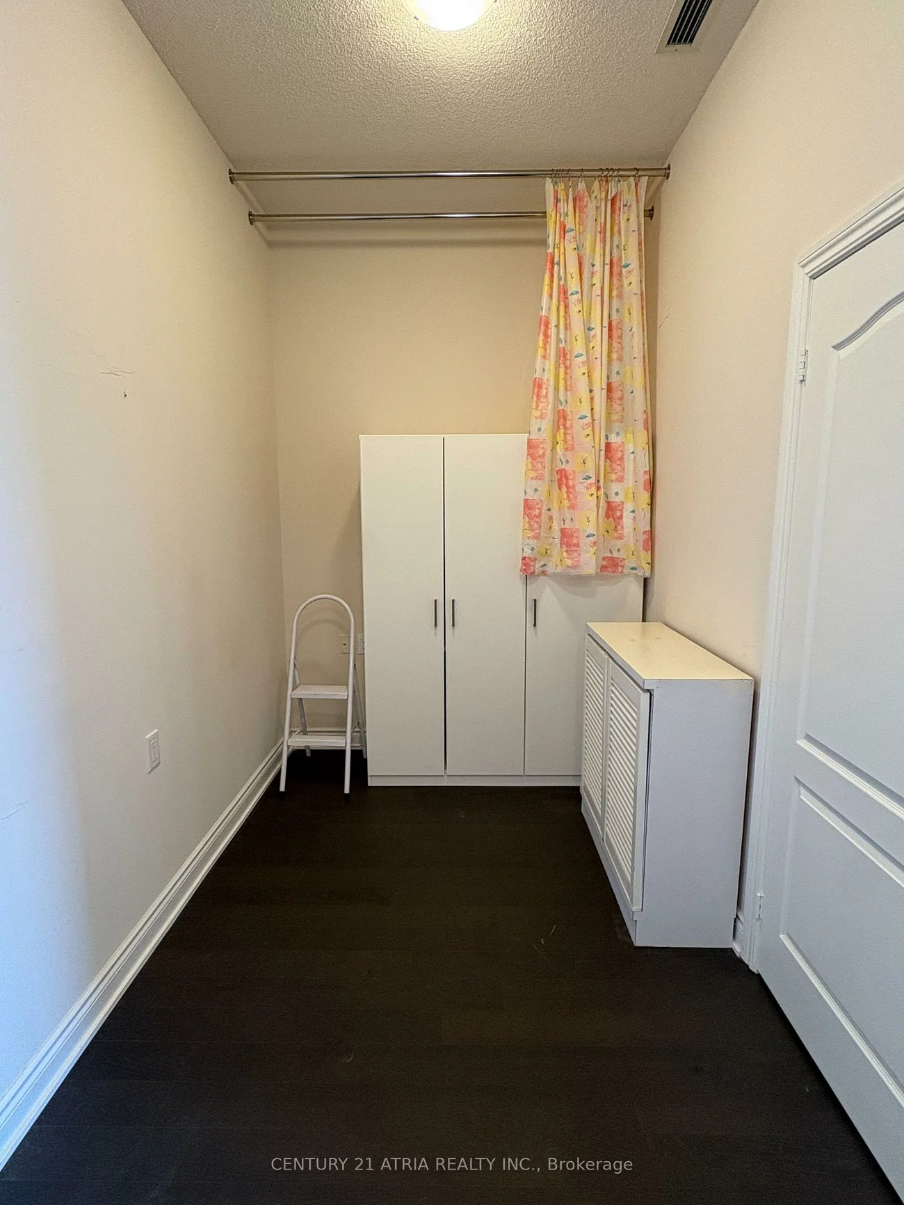 1, Sun Yat Sen, Milliken Mills East, Markham