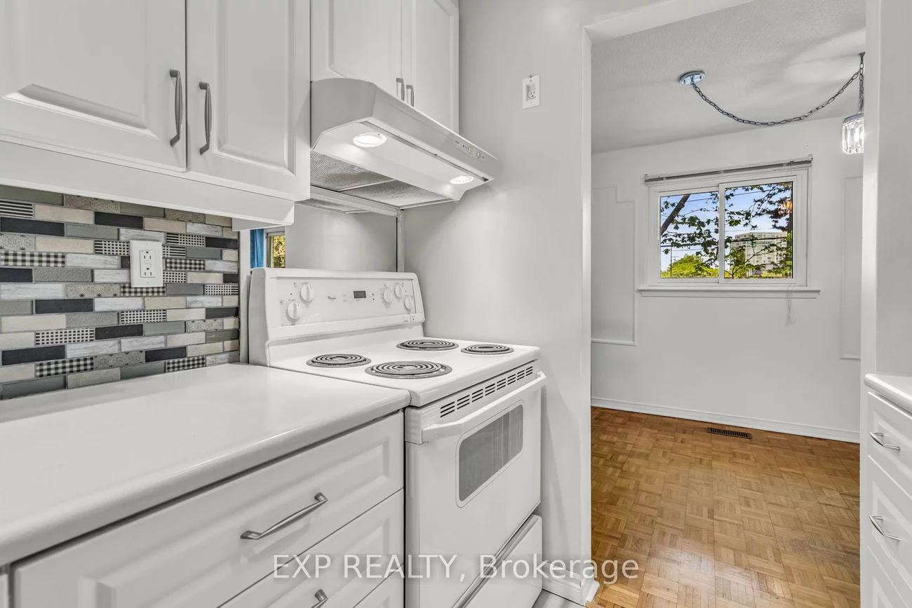 22, Niles, Aileen-Willowbrook, Markham