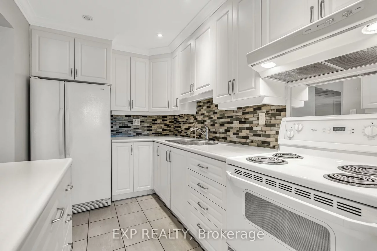 22, Niles, Aileen-Willowbrook, Markham