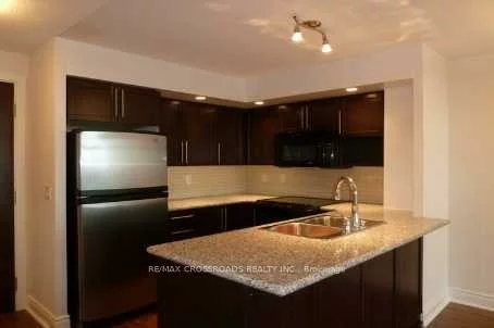 23, Cox, Unionville, Markham