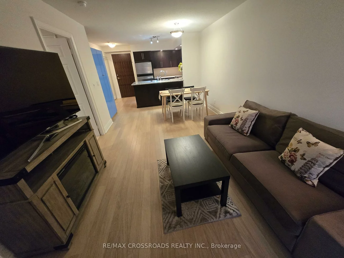 23, Cox, Unionville, Markham