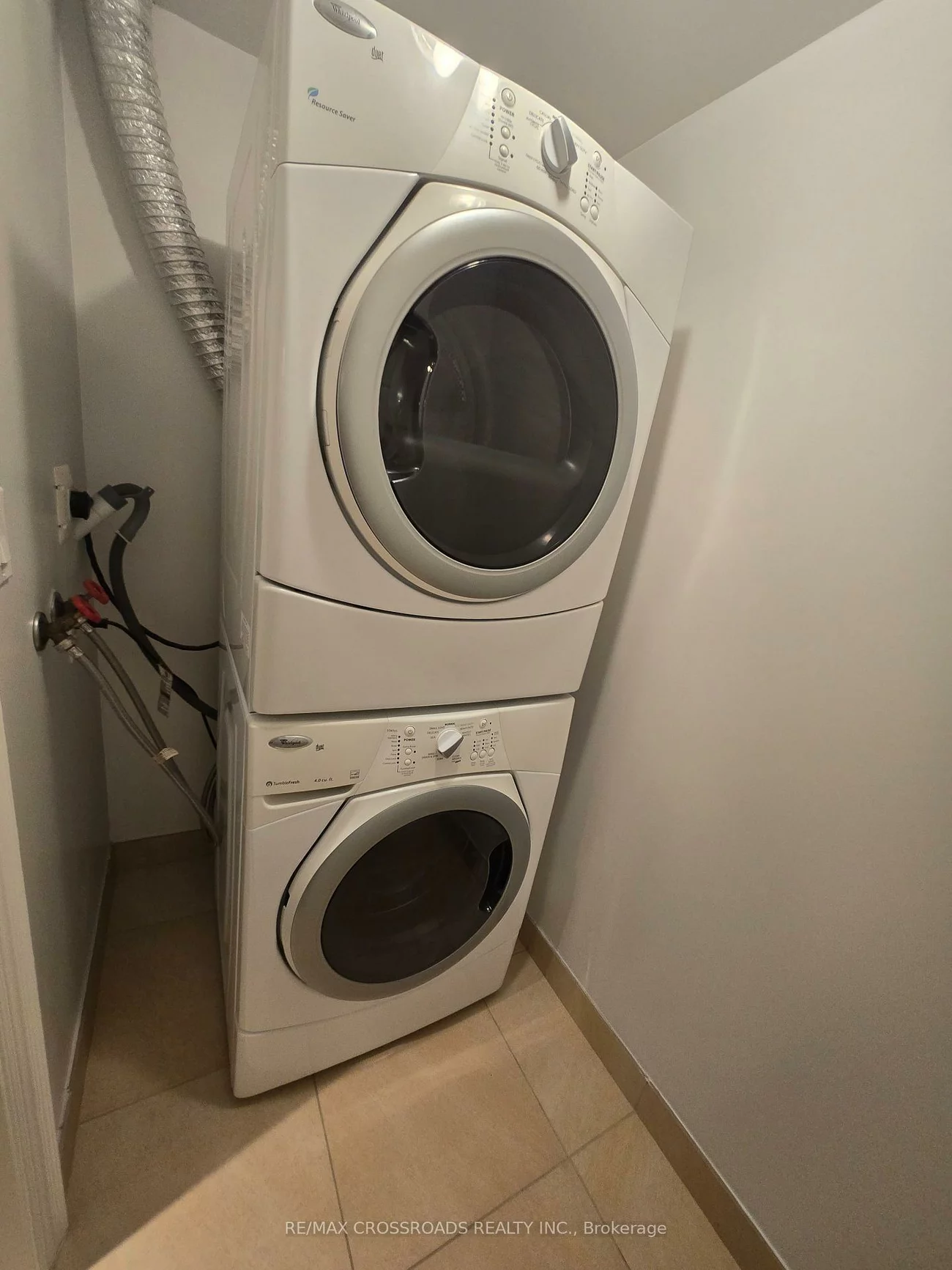 23, Cox, Unionville, Markham