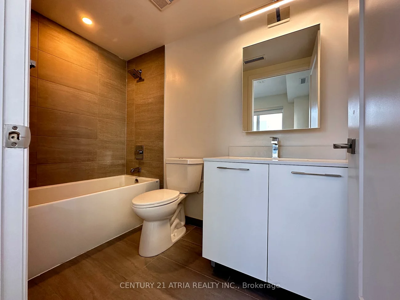 18, Water Walk, Unionville, Markham