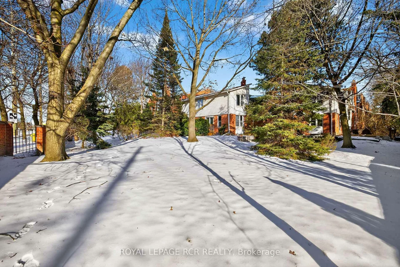 68, Confederation, Thornhill, Markham