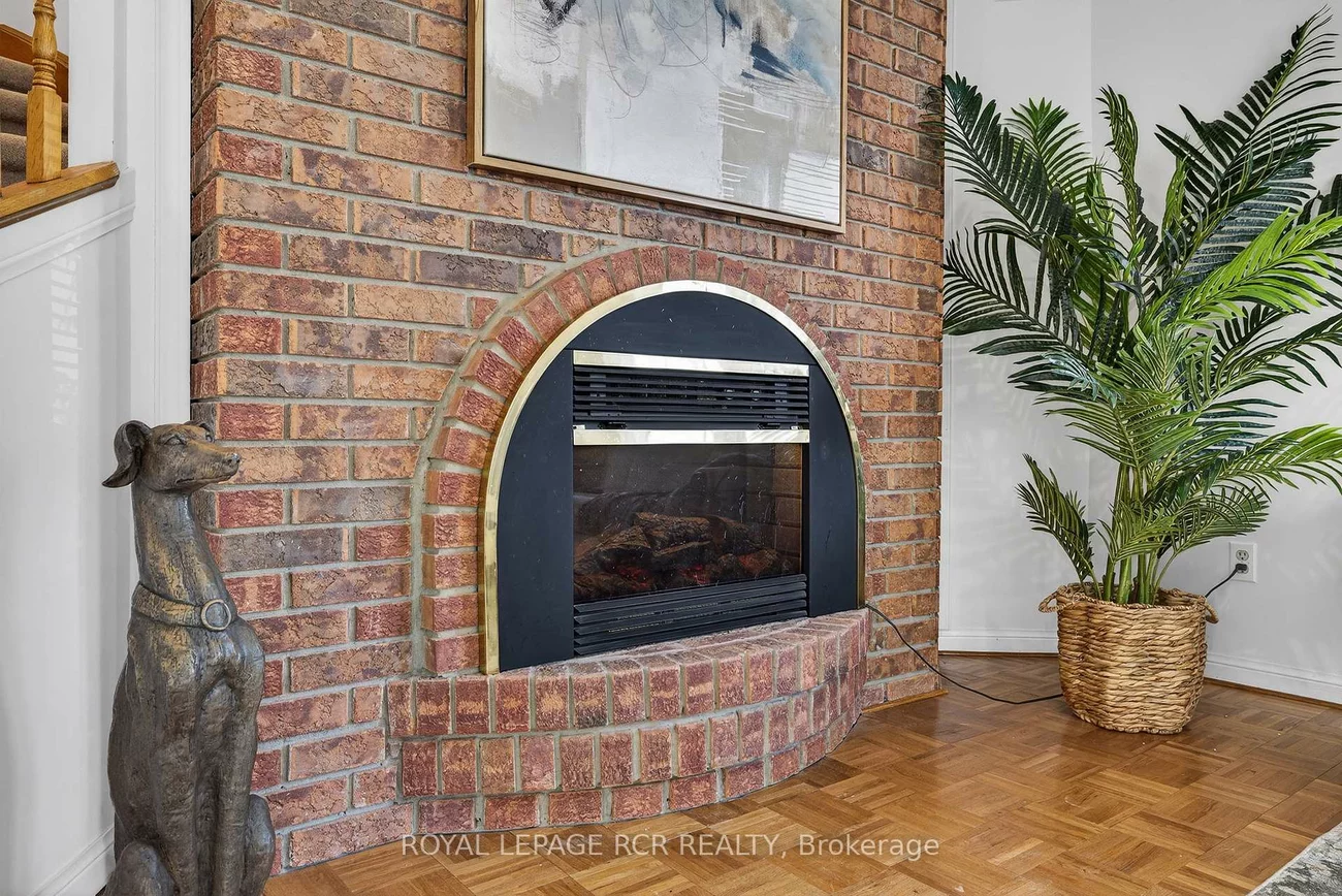 68, Confederation, Thornhill, Markham