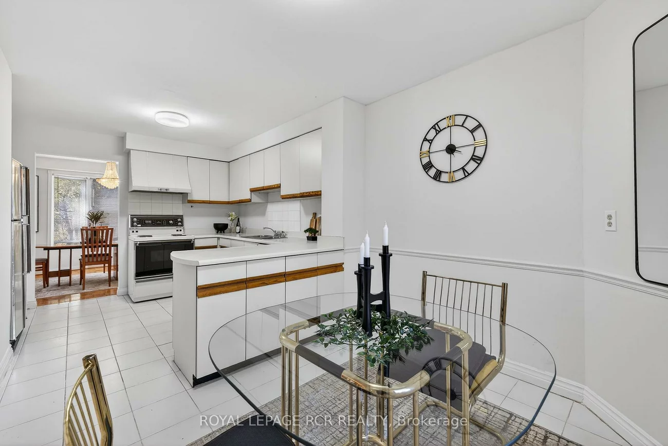 68, Confederation, Thornhill, Markham