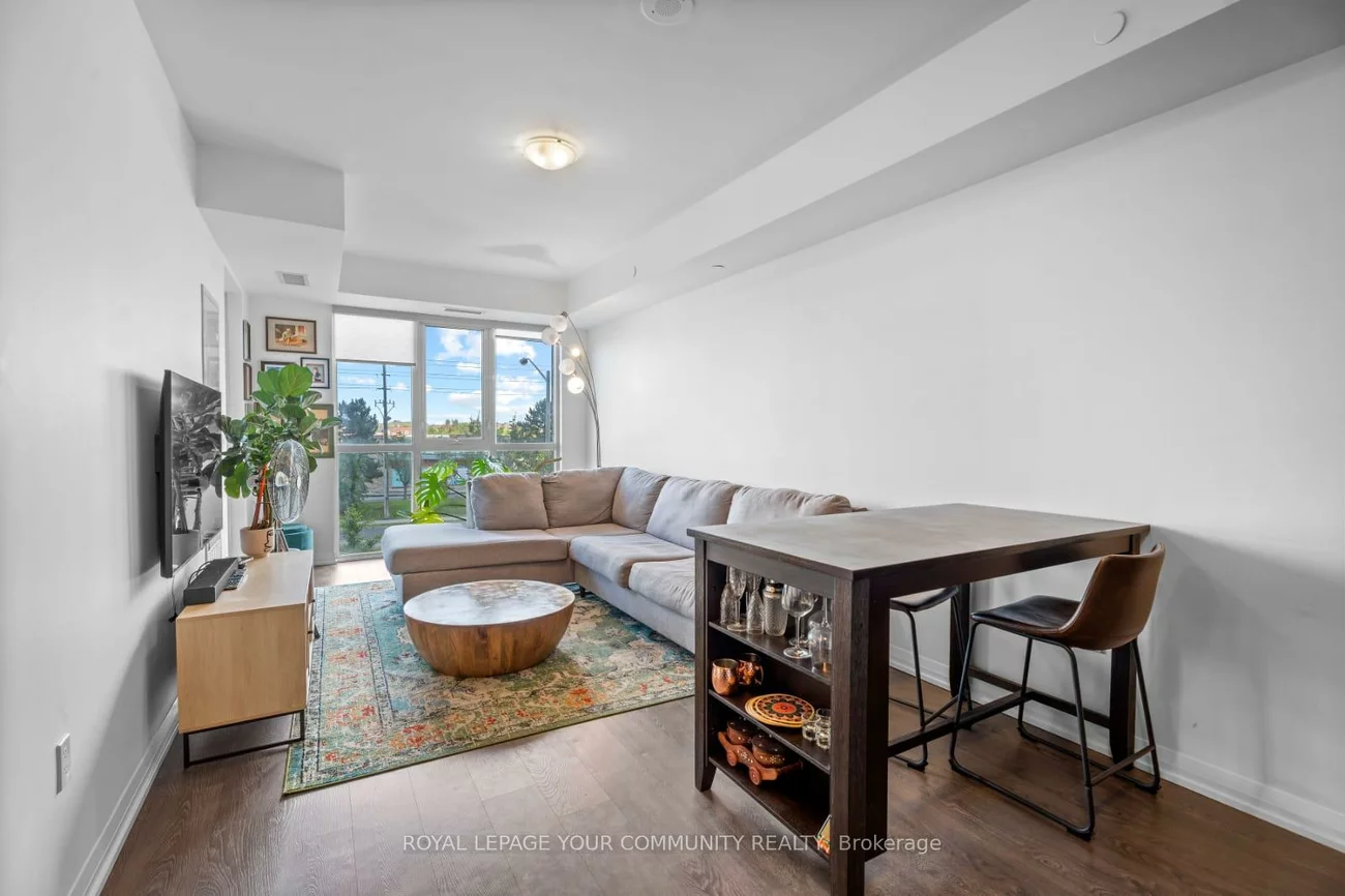 9560, Markham, Wismer, Markham