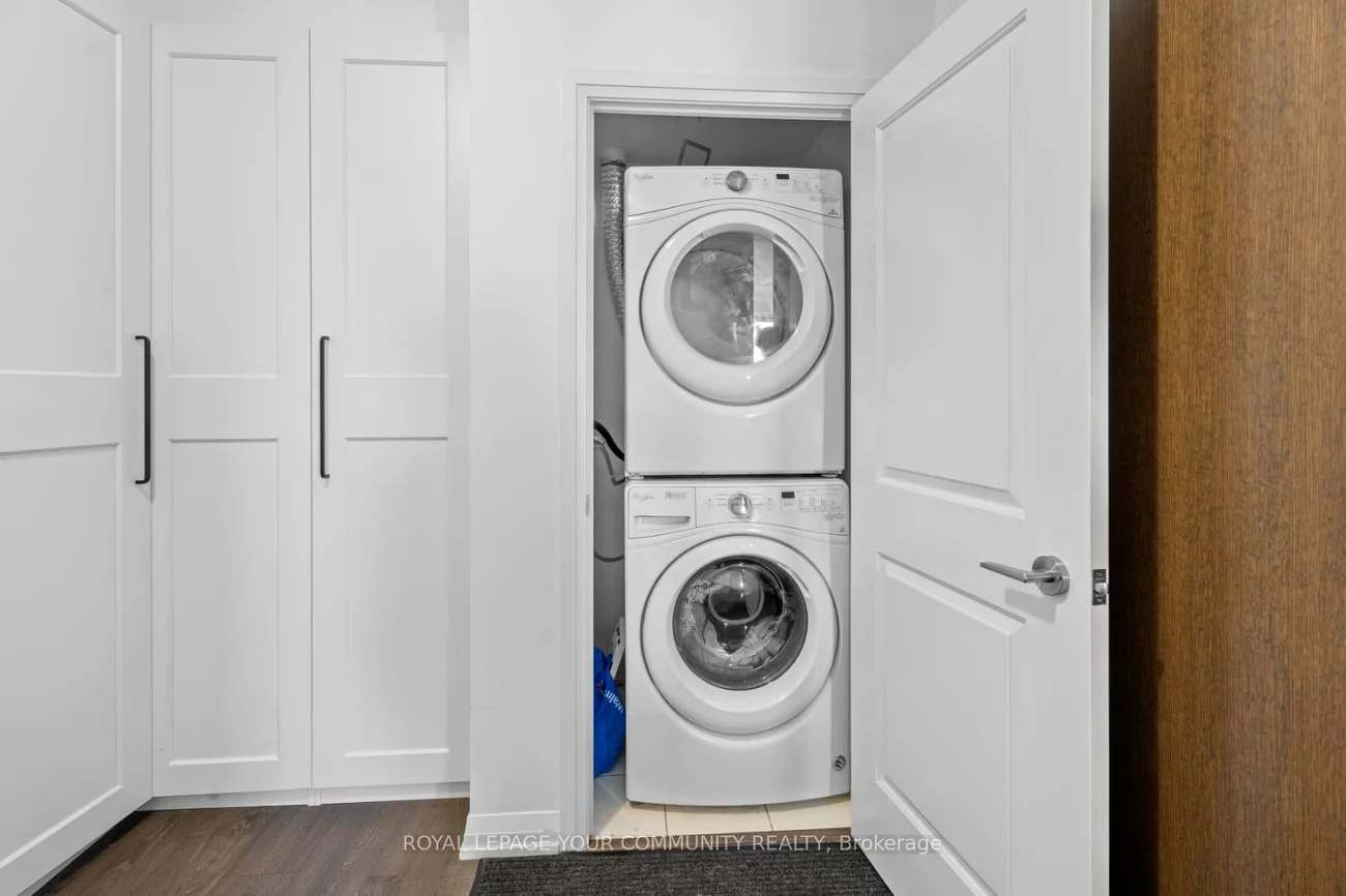 9560, Markham, Wismer, Markham