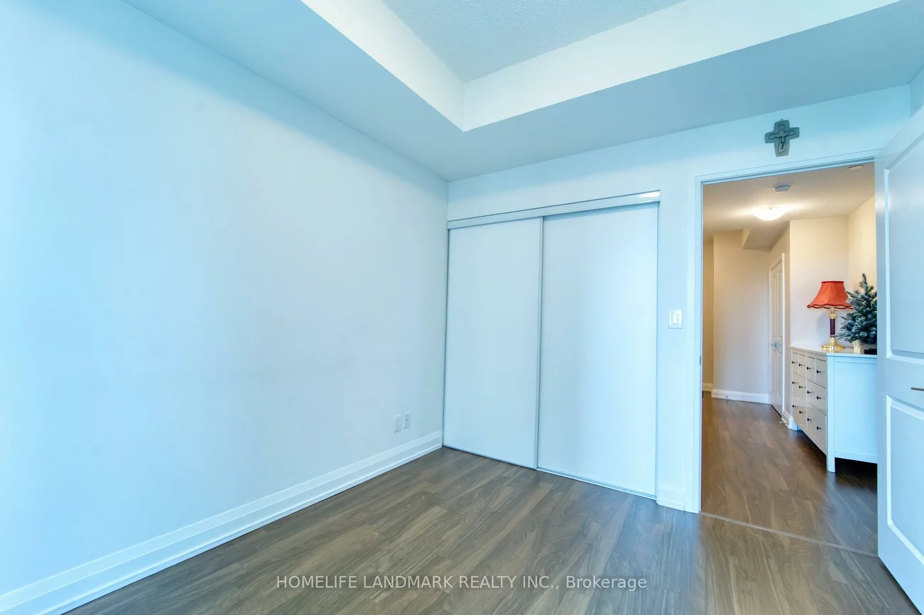 7171, Yonge, Thornhill, Markham