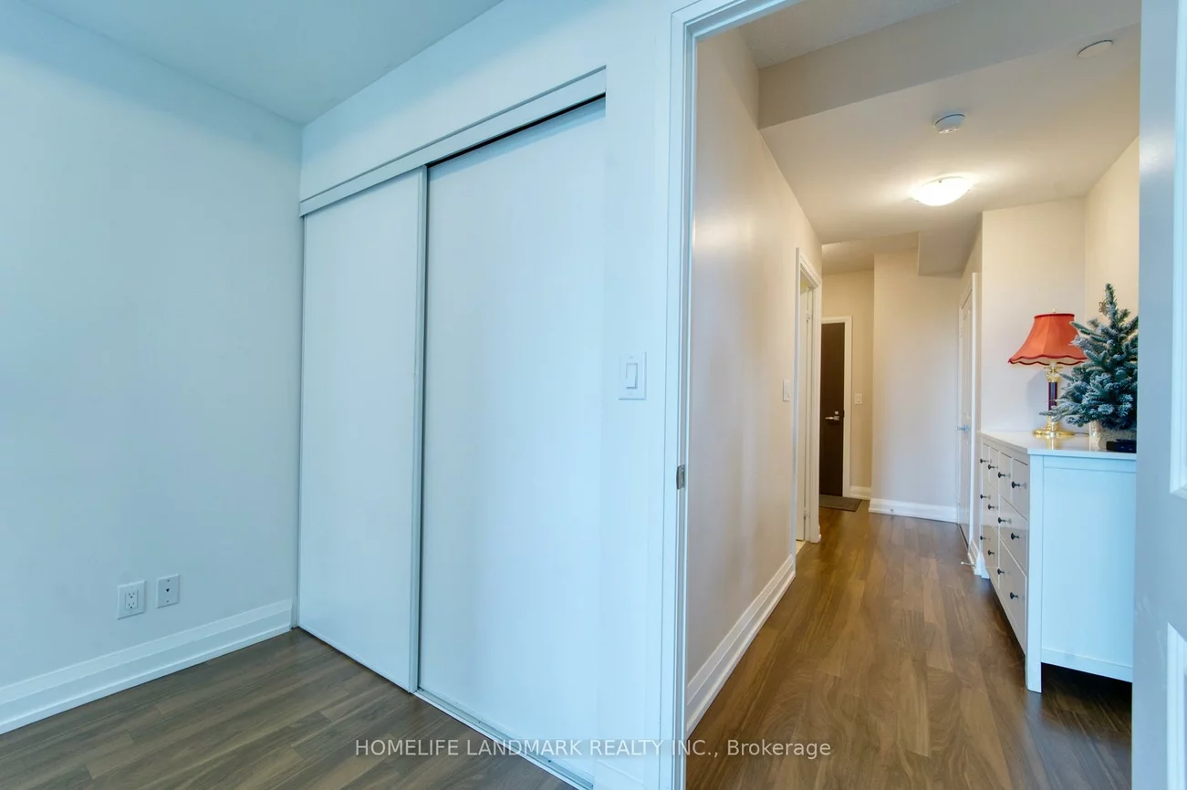 7171, Yonge, Thornhill, Markham