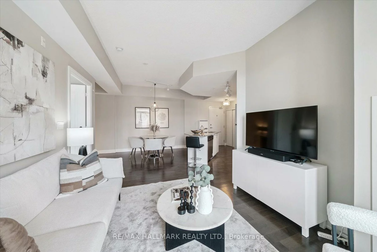 68, Main, Old Markham Village, Markham