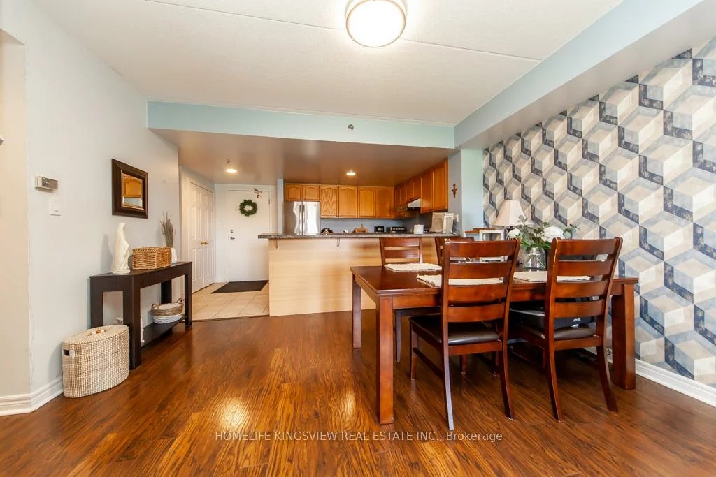 7428, Markham, Middlefield, Markham