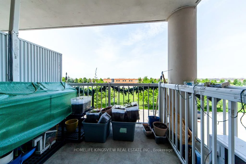 7428, Markham, Middlefield, Markham