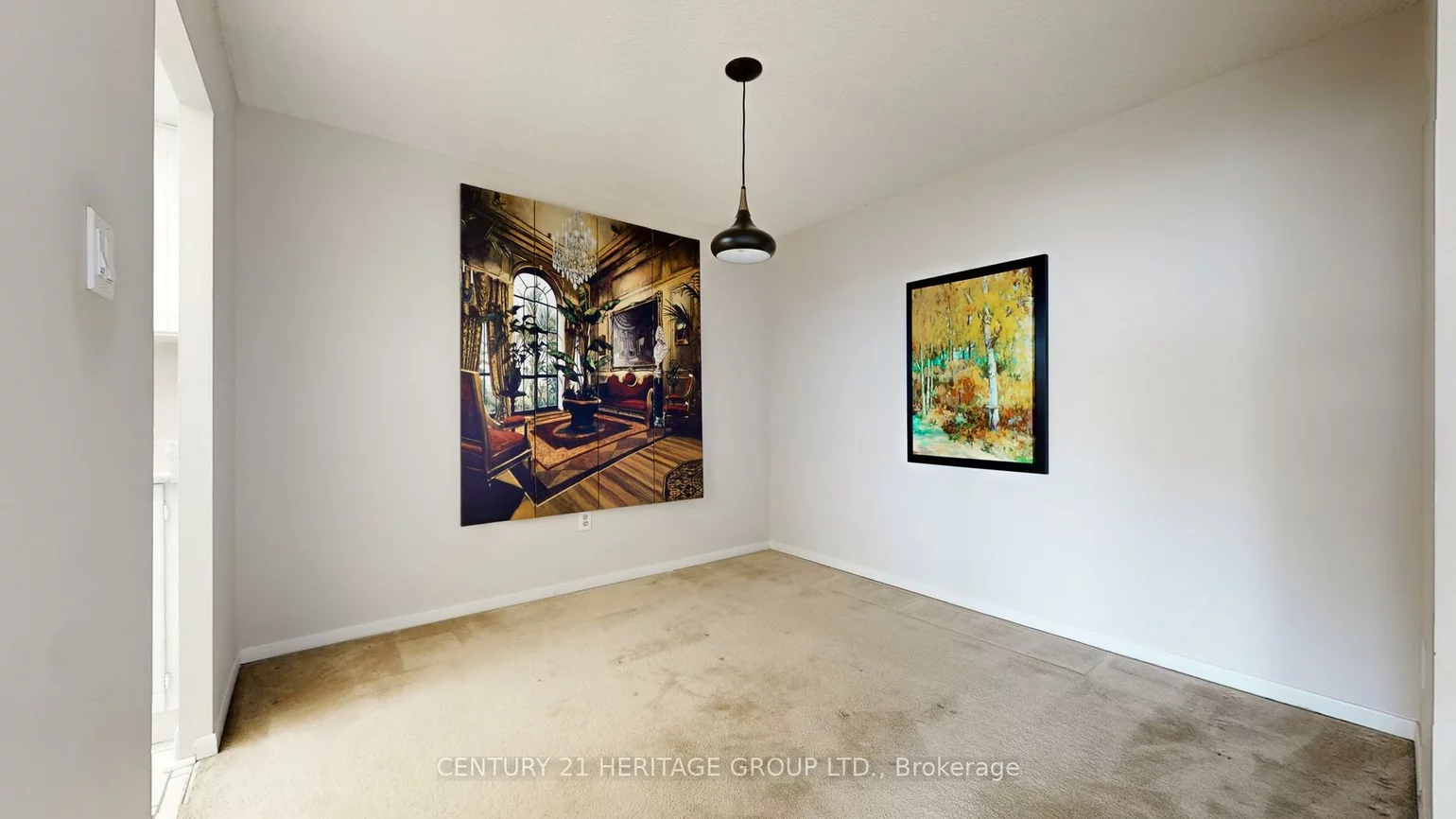 7811, Yonge, Thornhill, Markham