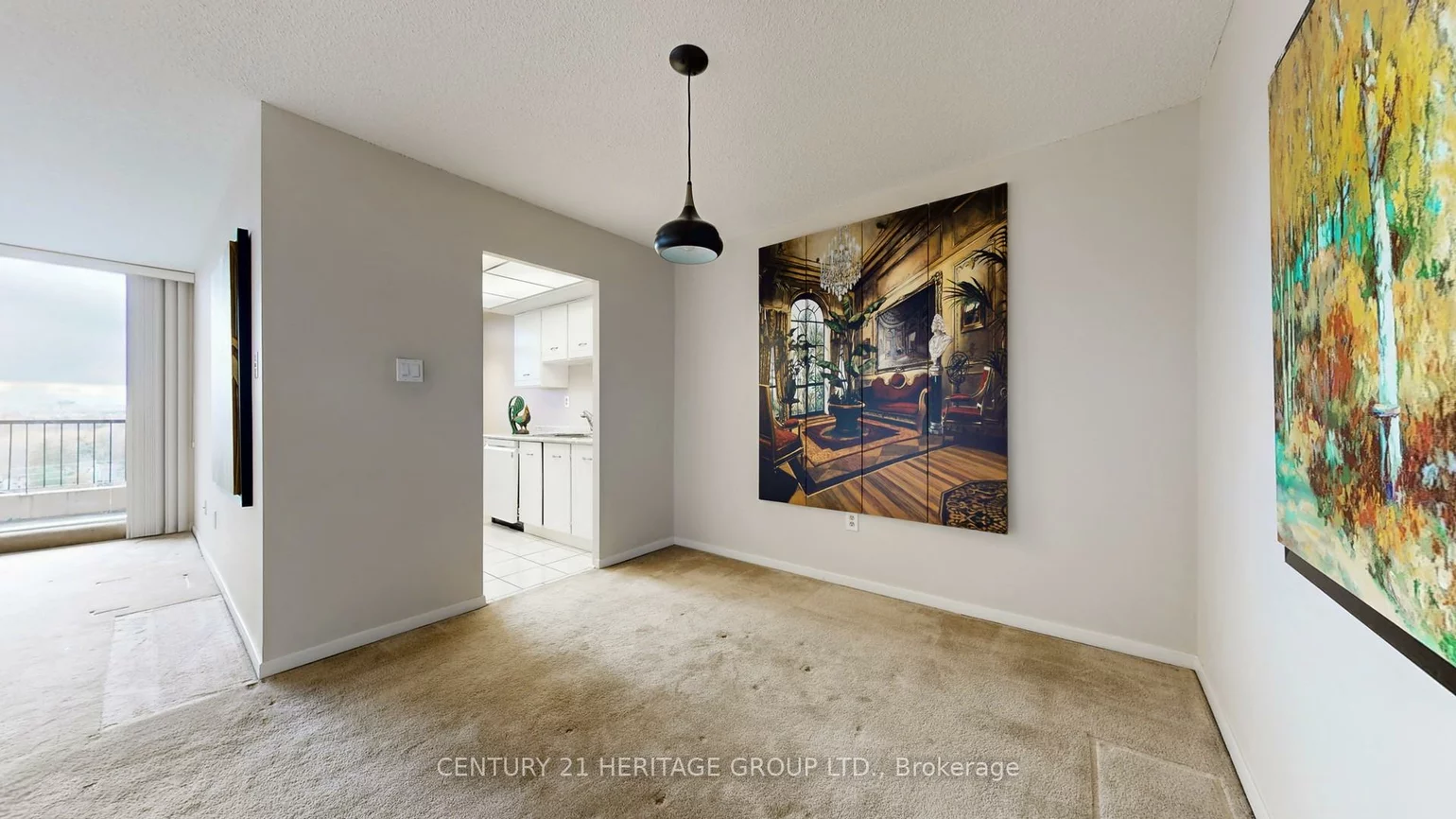 7811, Yonge, Thornhill, Markham