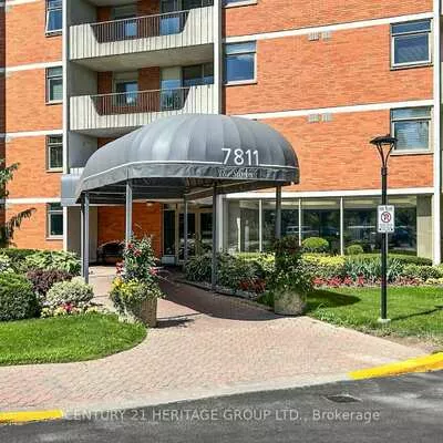 7811, Yonge, Thornhill, Markham