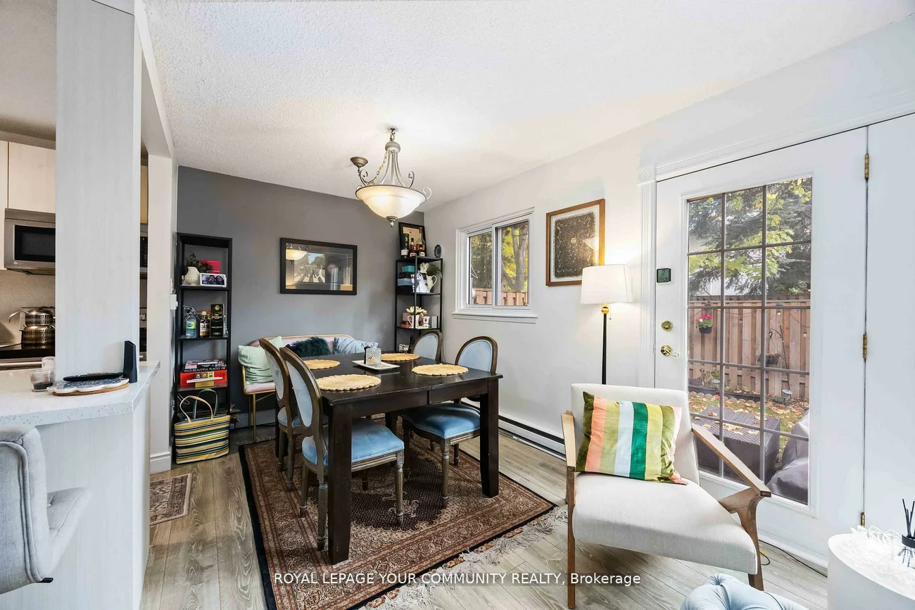 22, porterfield, Aileen-Willowbrook, Markham