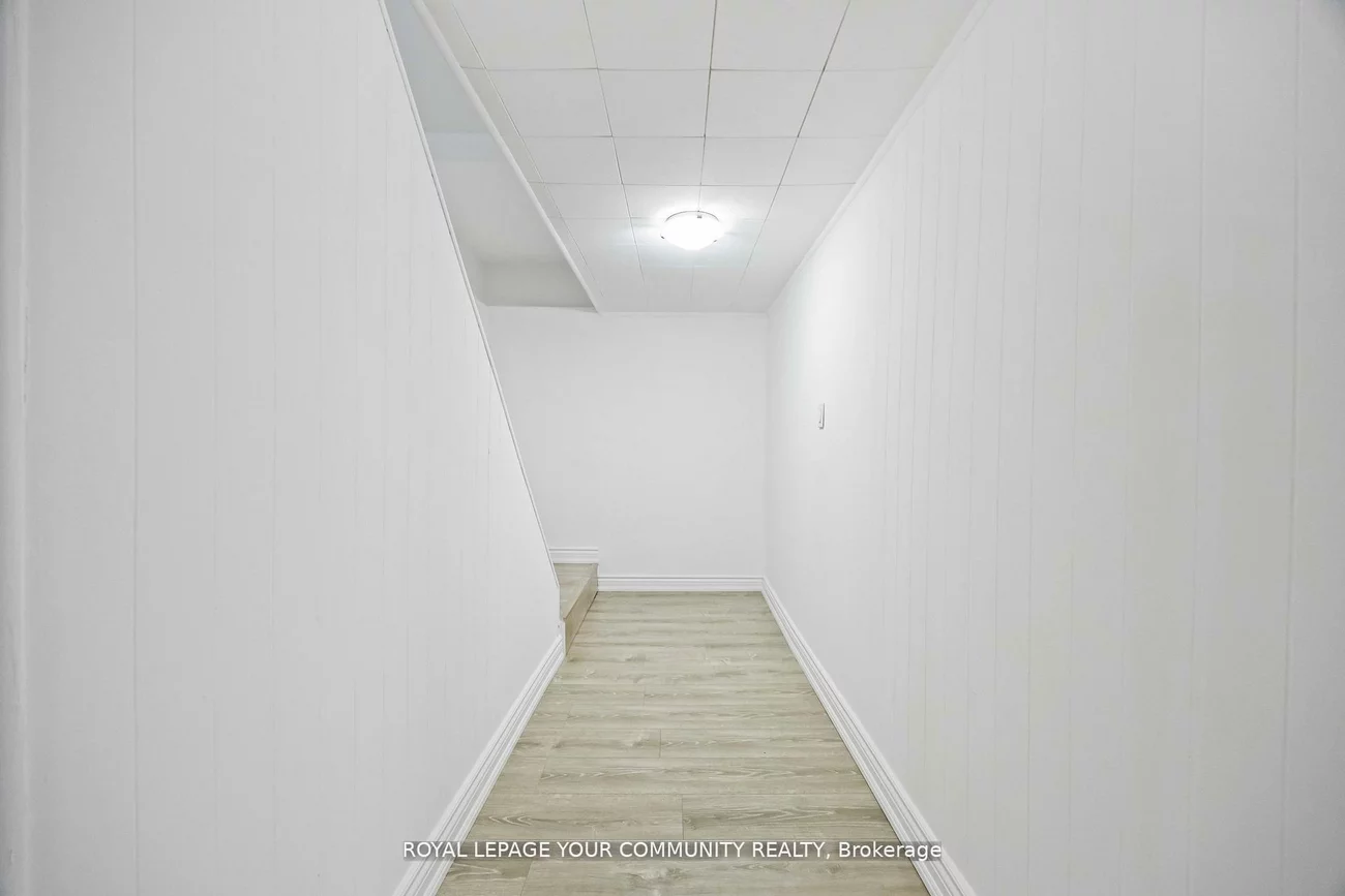 22, porterfield, Aileen-Willowbrook, Markham