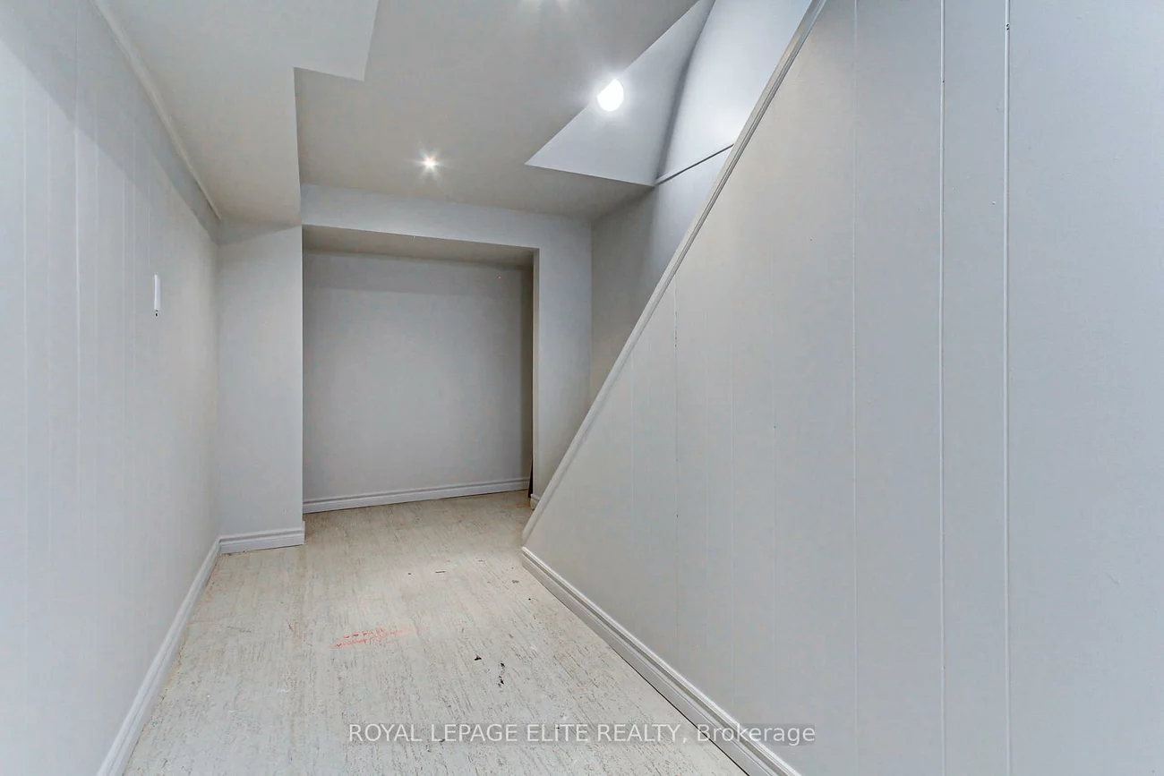 19, Lindisfarne, Markham Village, Markham