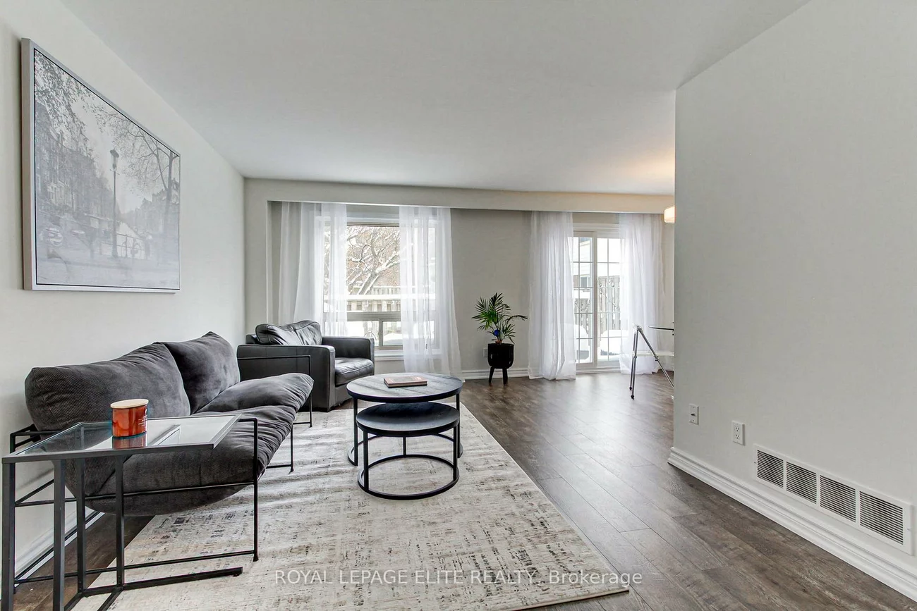 19, Lindisfarne, Markham Village, Markham