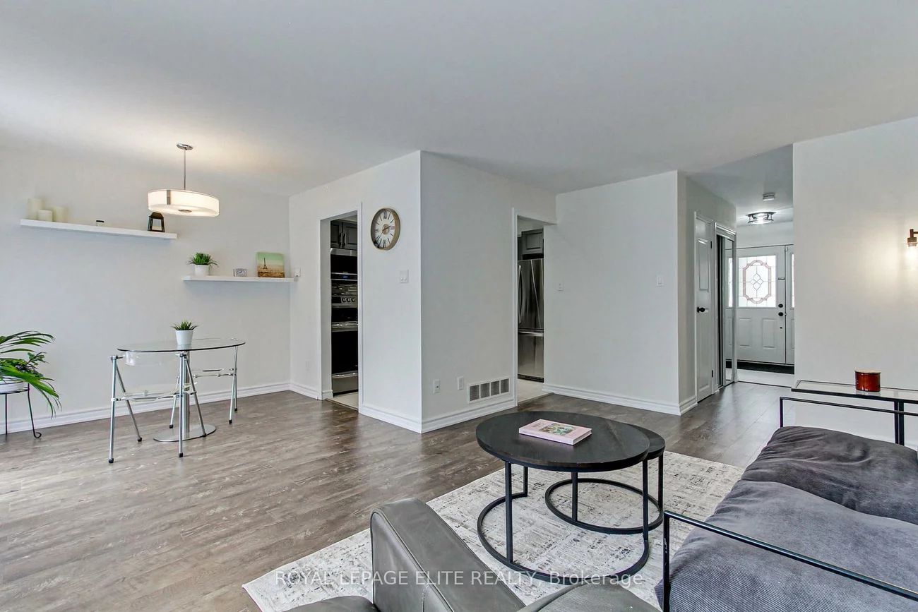 19, Lindisfarne, Markham Village, Markham