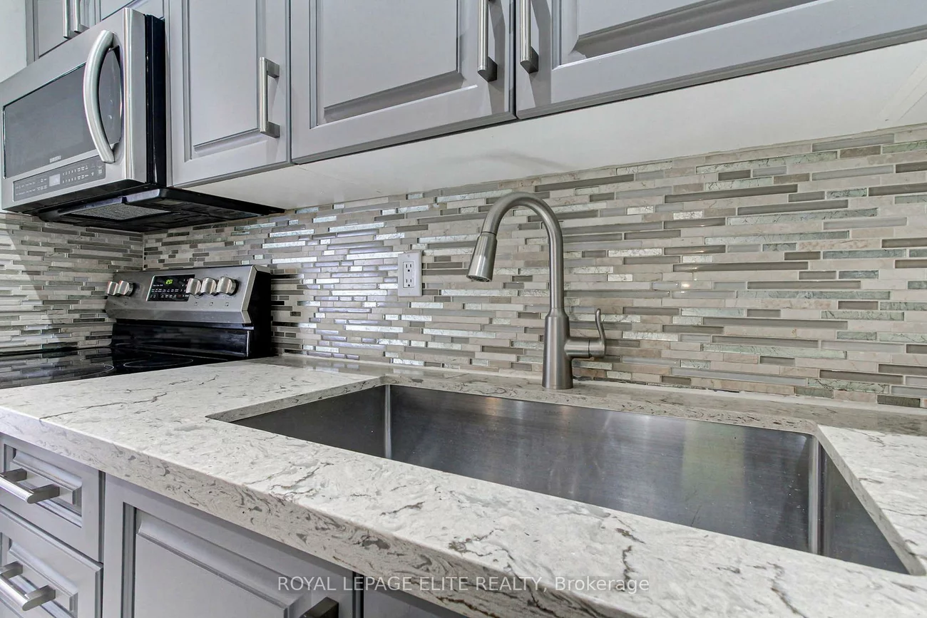 19, Lindisfarne, Markham Village, Markham