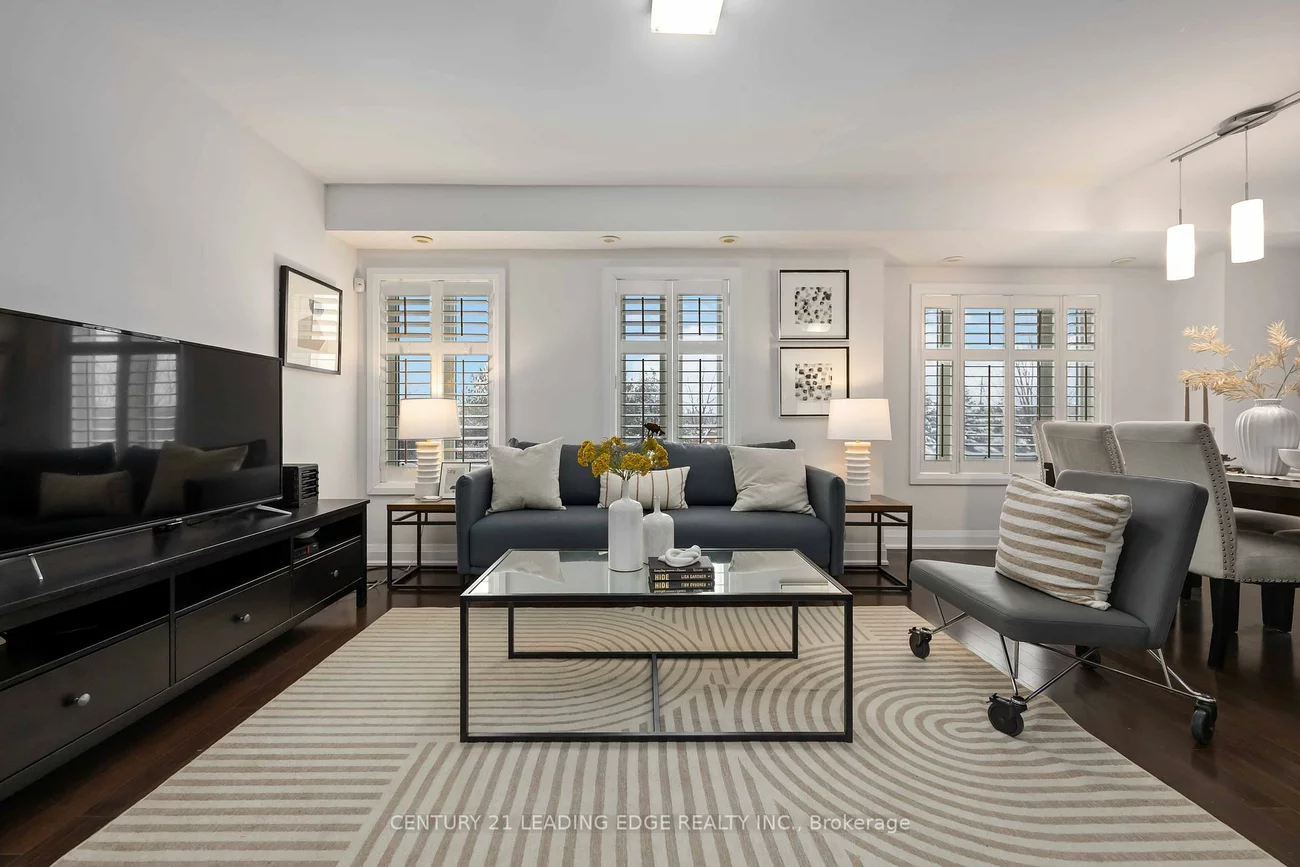 326, John, Aileen-Willowbrook, Markham