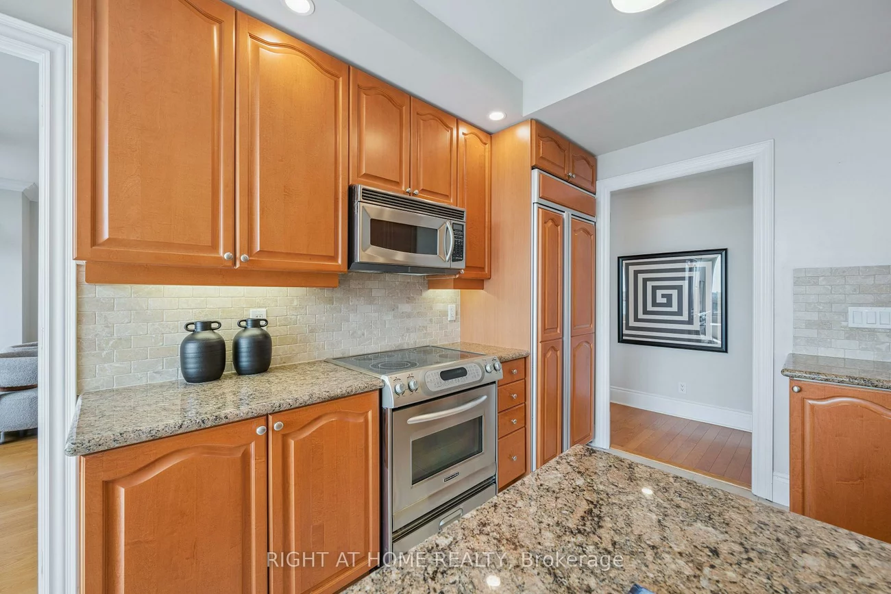 33, Cox, Unionville, Markham