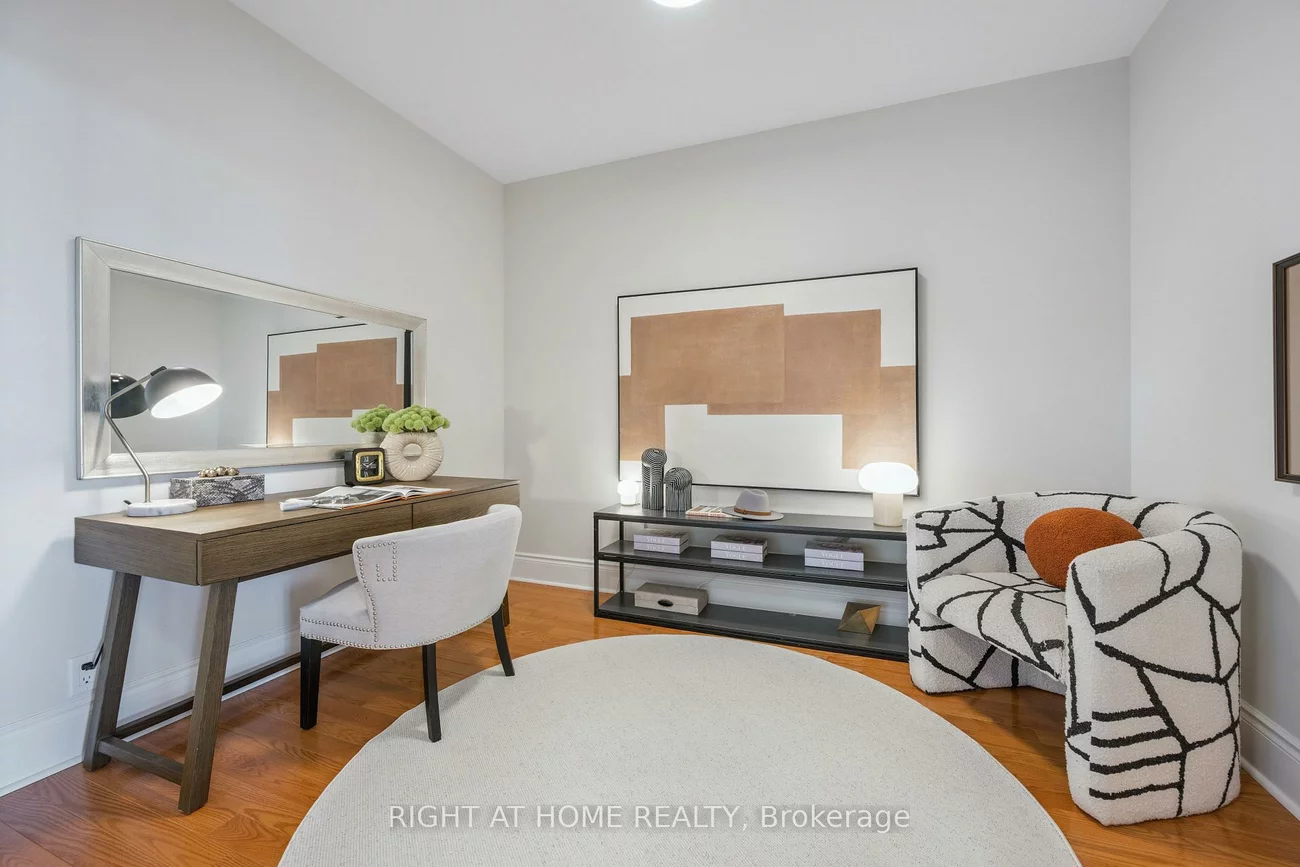 33, Cox, Unionville, Markham