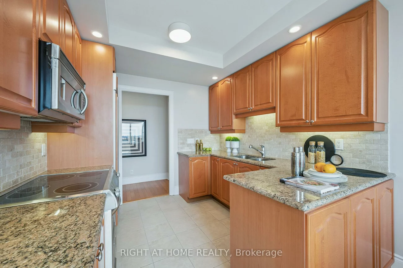 33, Cox, Unionville, Markham