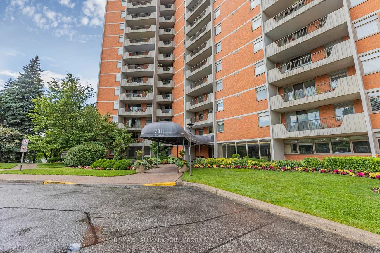 7811, Yonge, Thornhill, Markham