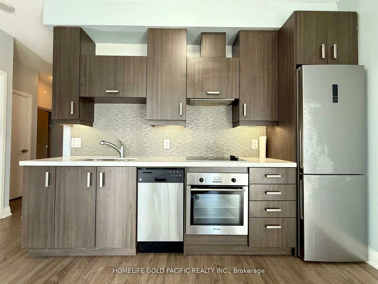 28, Uptown, Unionville, Markham