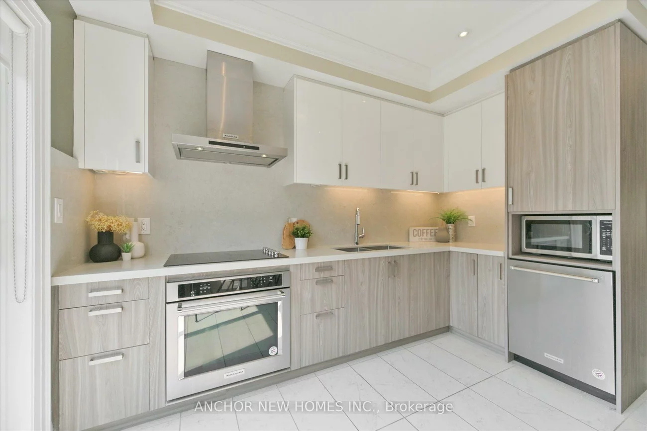 89, Feeney, Commerce Valley, Markham