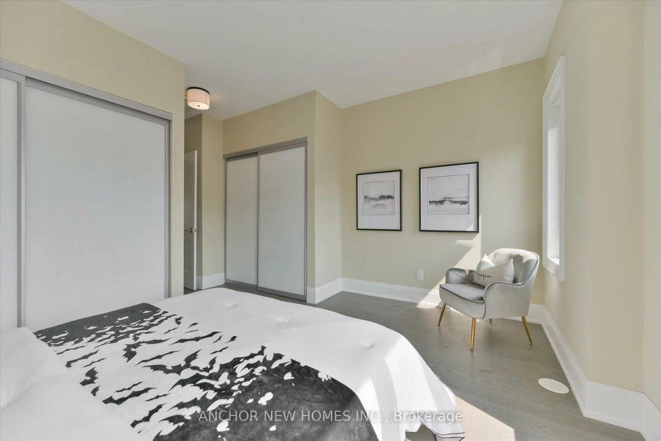 89, Feeney, Commerce Valley, Markham