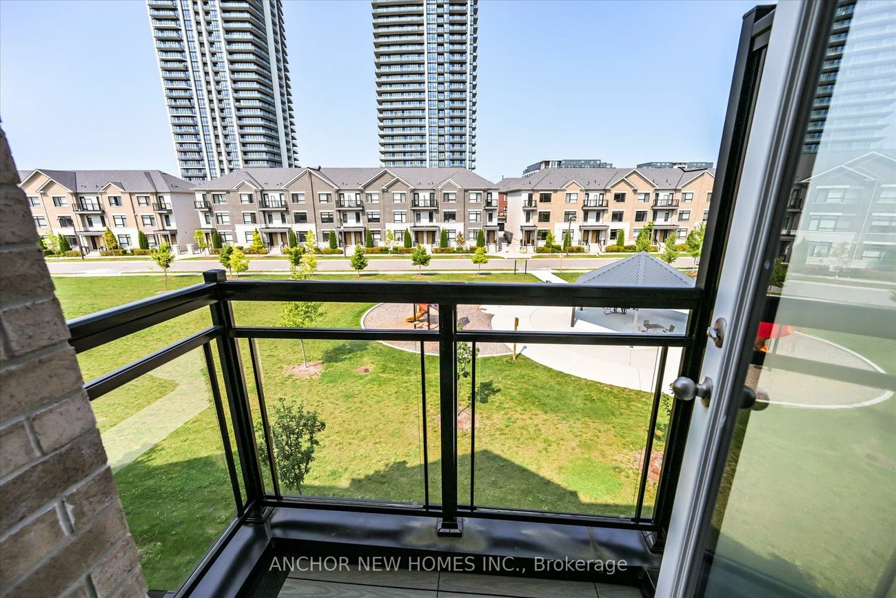 89, Feeney, Commerce Valley, Markham