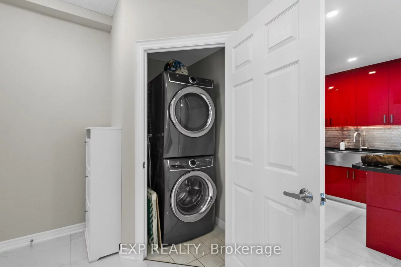 33, Cox, Unionville, Markham