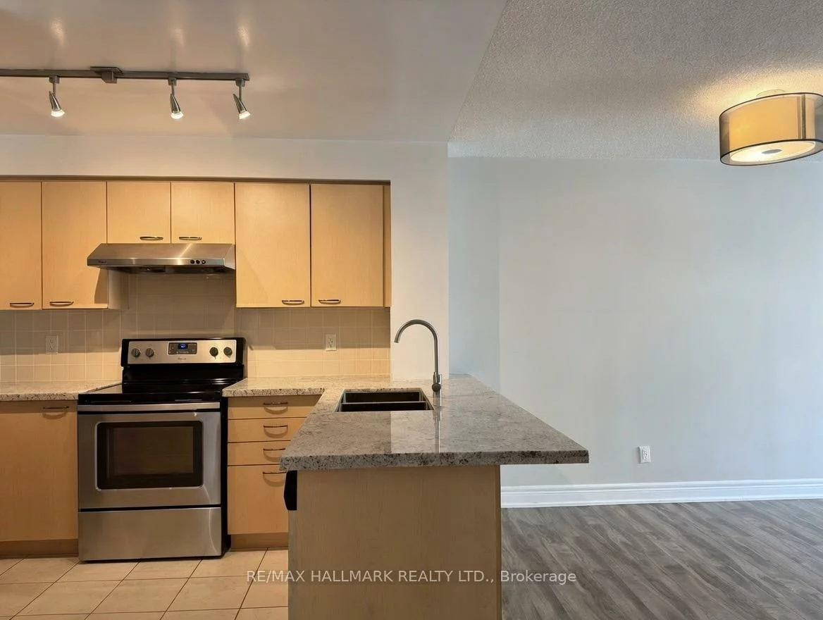 48, Suncrest, Commerce Valley, Markham