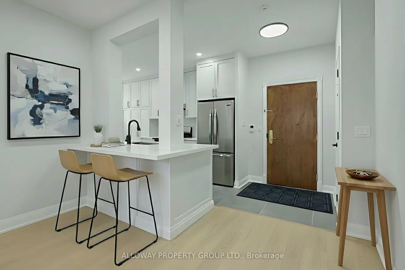 130, Pond, Commerce Valley, Markham