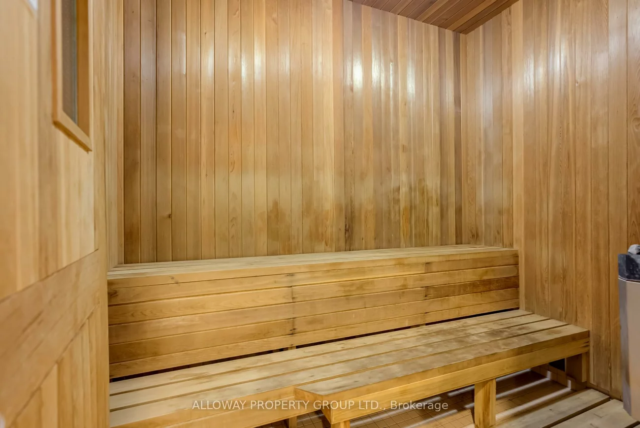 130, Pond, Commerce Valley, Markham