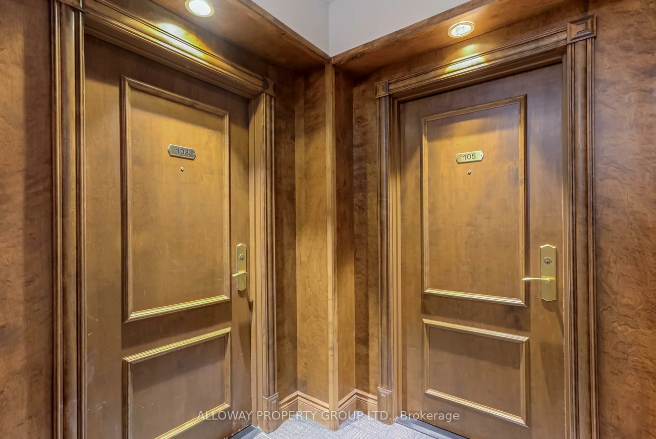 130, Pond, Commerce Valley, Markham