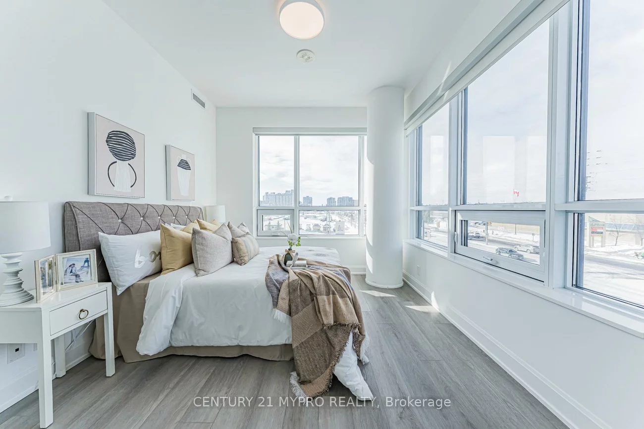 38, Water Walk, Unionville, Markham