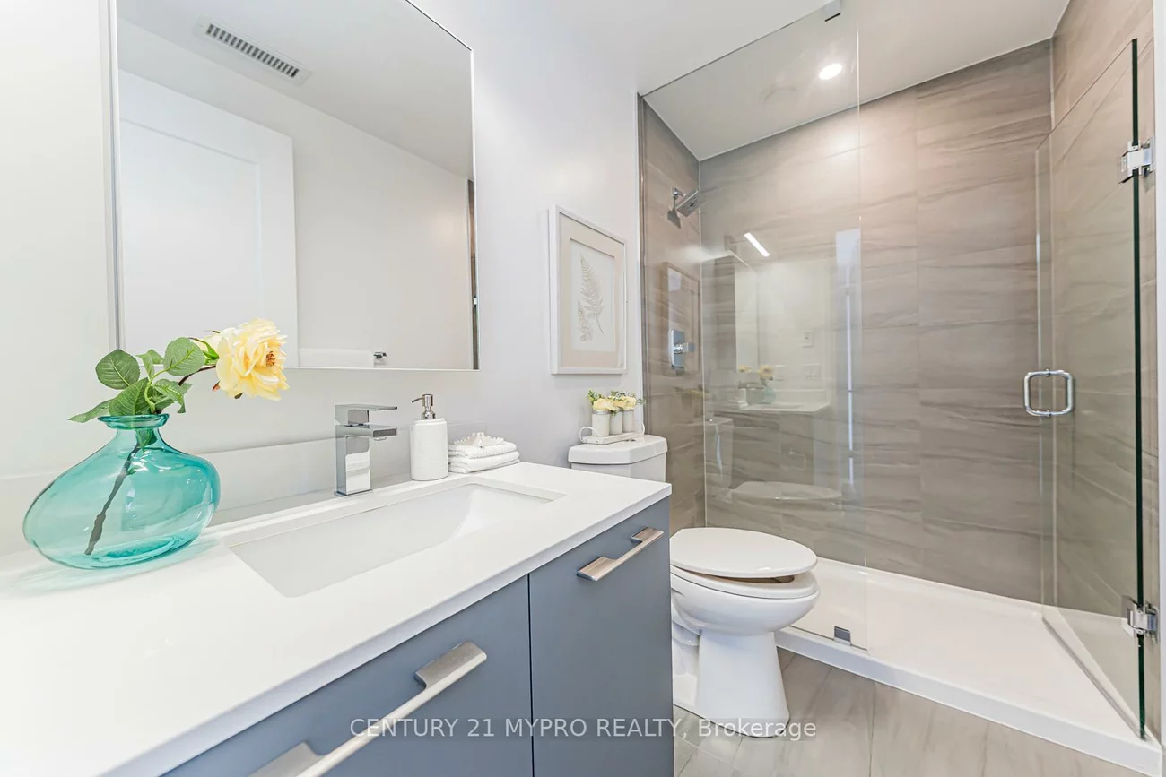 38, Water Walk, Unionville, Markham