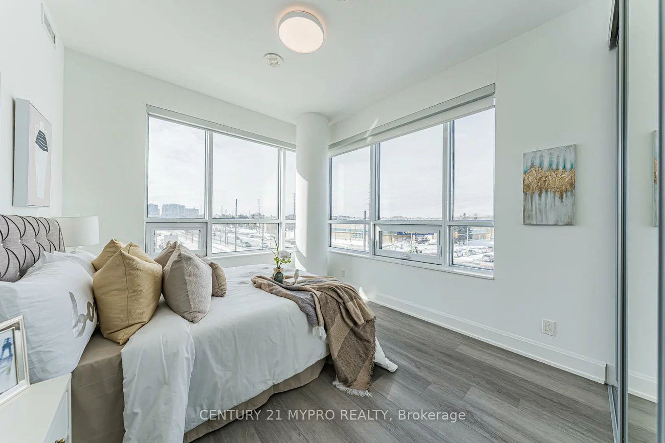 38, Water Walk, Unionville, Markham