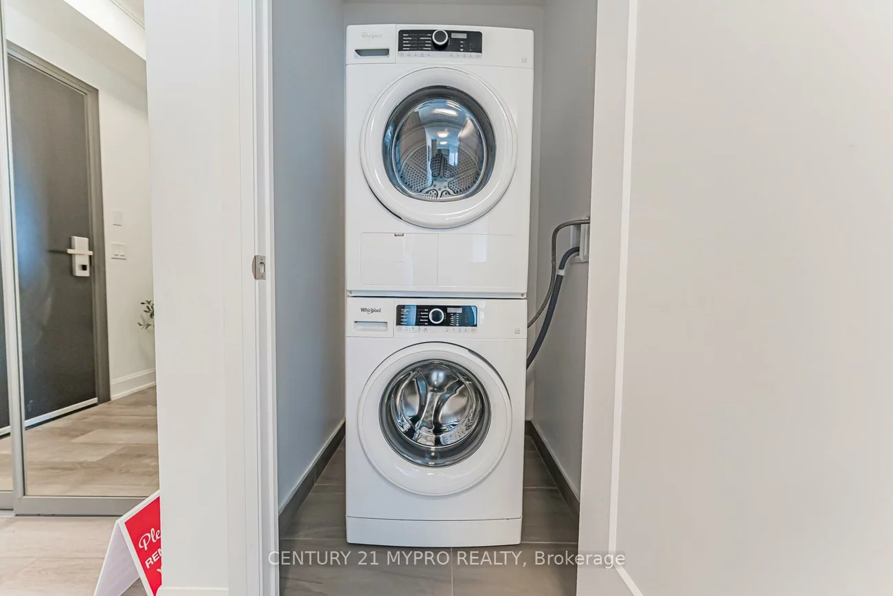 38, Water Walk, Unionville, Markham