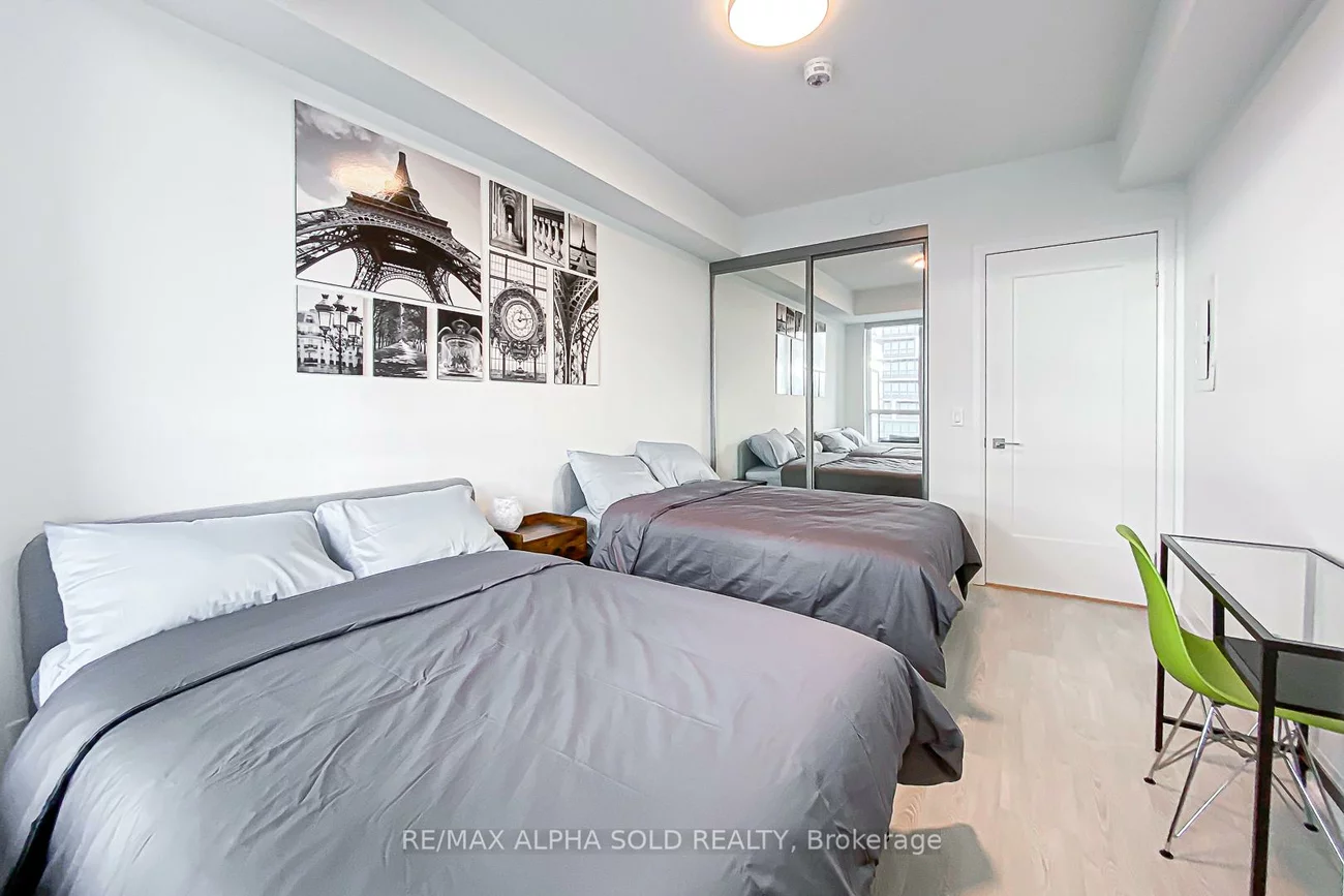 38, Water Walk, Unionville, Markham