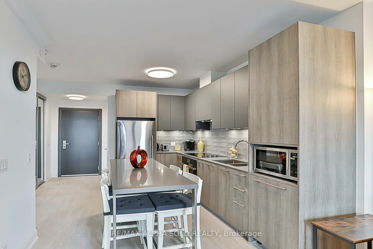 38, Water Walk, Unionville, Markham