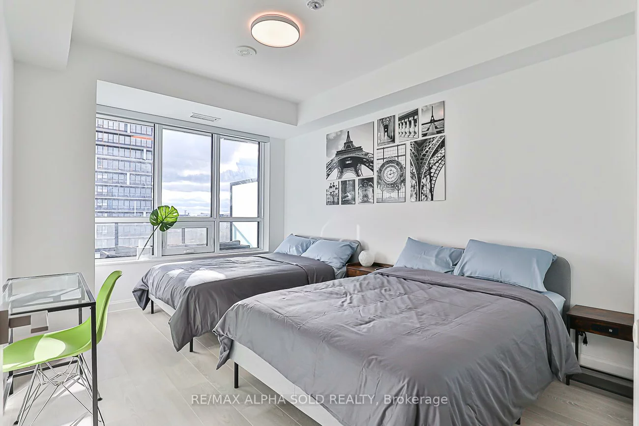 38, Water Walk, Unionville, Markham