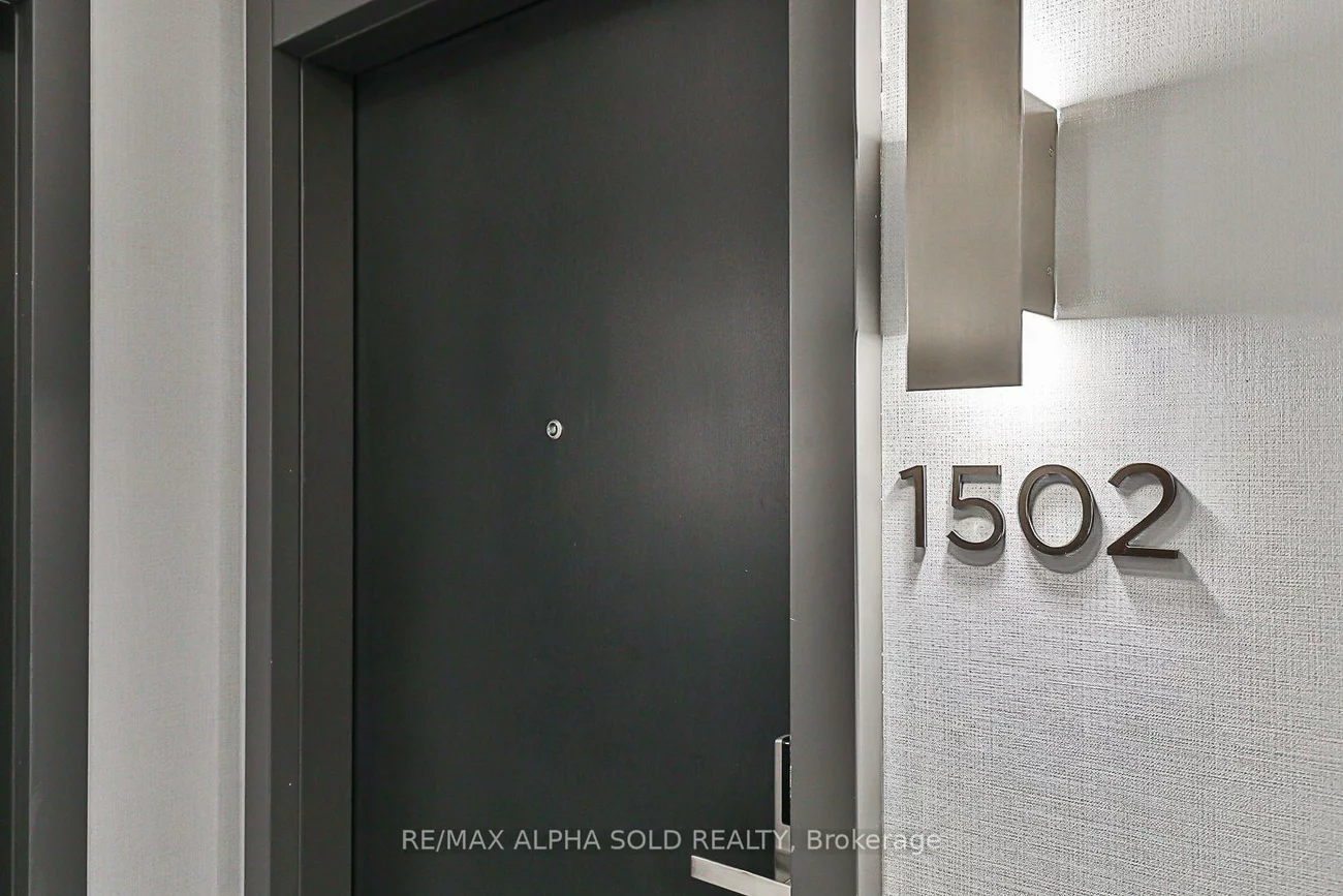 38, Water Walk, Unionville, Markham