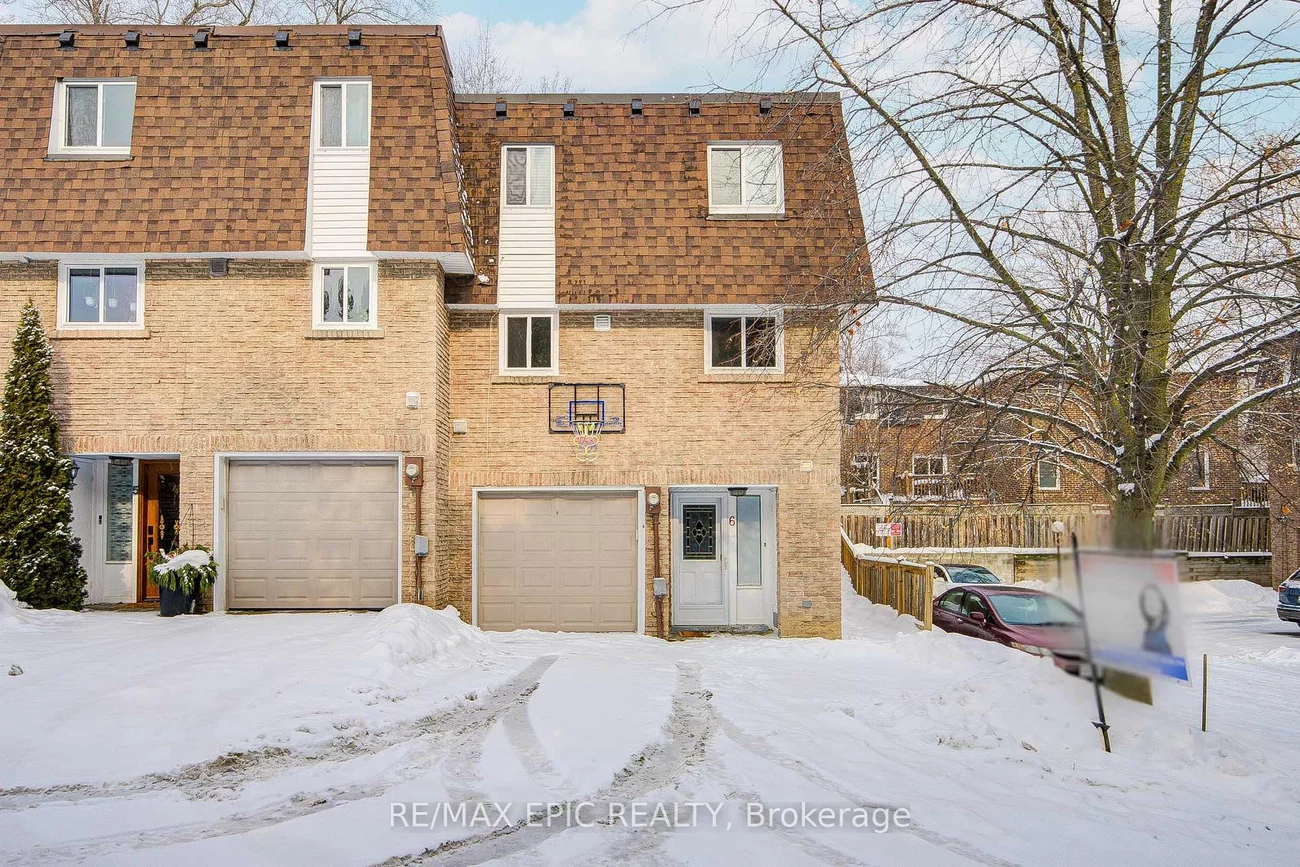 115, Henderson, Thornhill, Markham